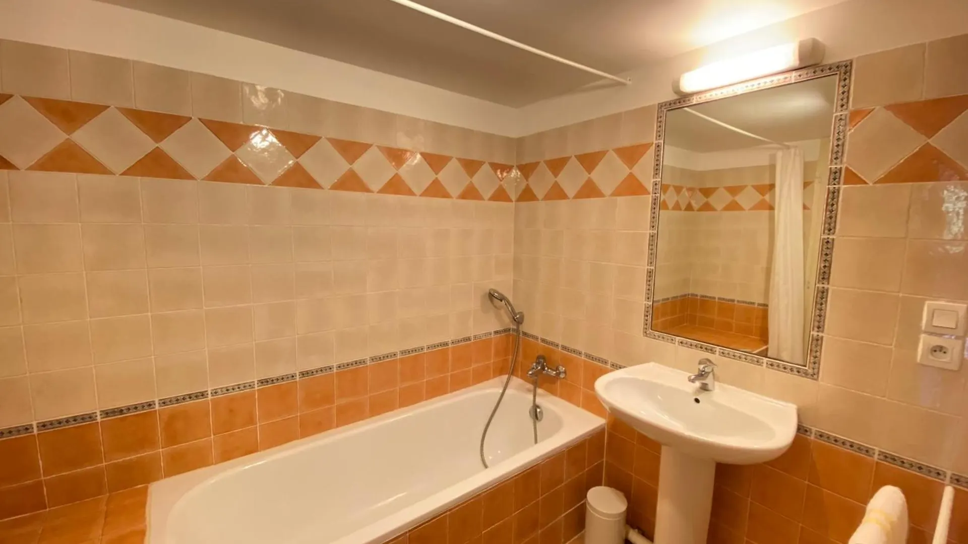 04B5 Beautiful Studio In A Mas Provencal - Pool Brunet Apartment